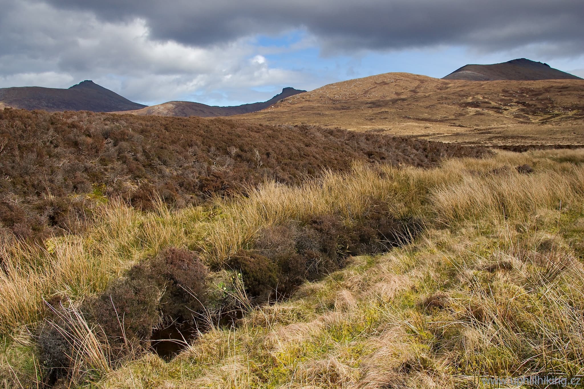 kopce Beinn Mhór a Beinn Choradail