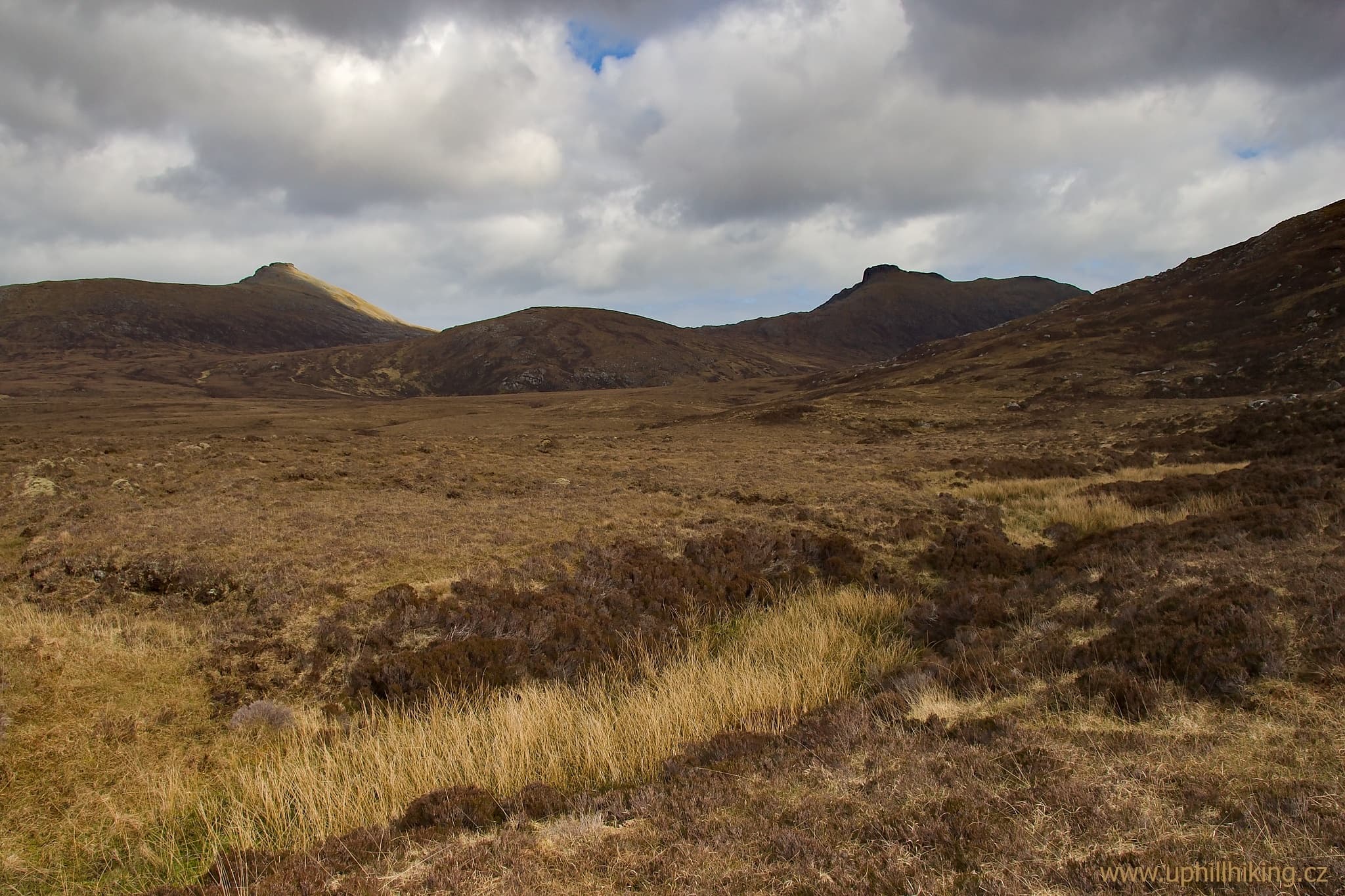 kopce Beinn Mhór a Beinn Choradail