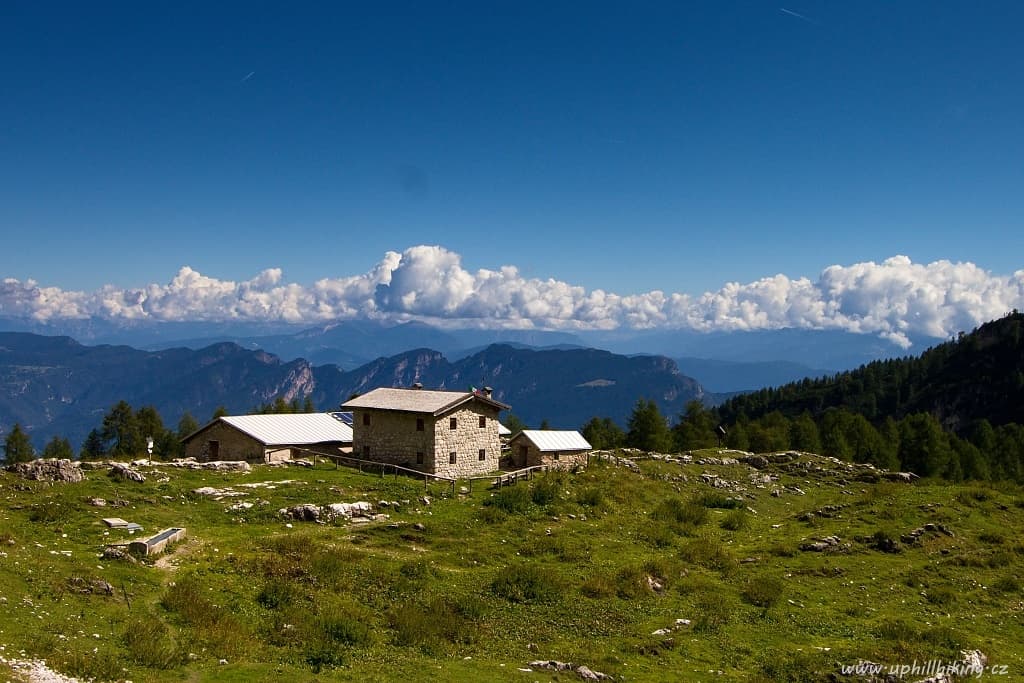 Dolomity - masiv Brenta